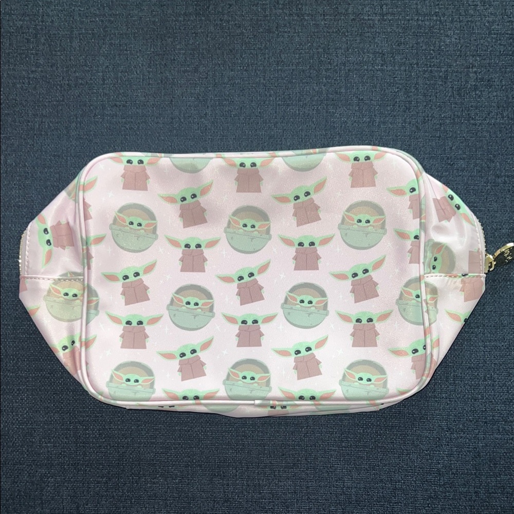 STAR WARS™ Large Pouch - Go with Grogu™